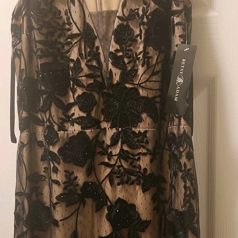 Betsy & Adam Black Floral Mesh Dress Size 14